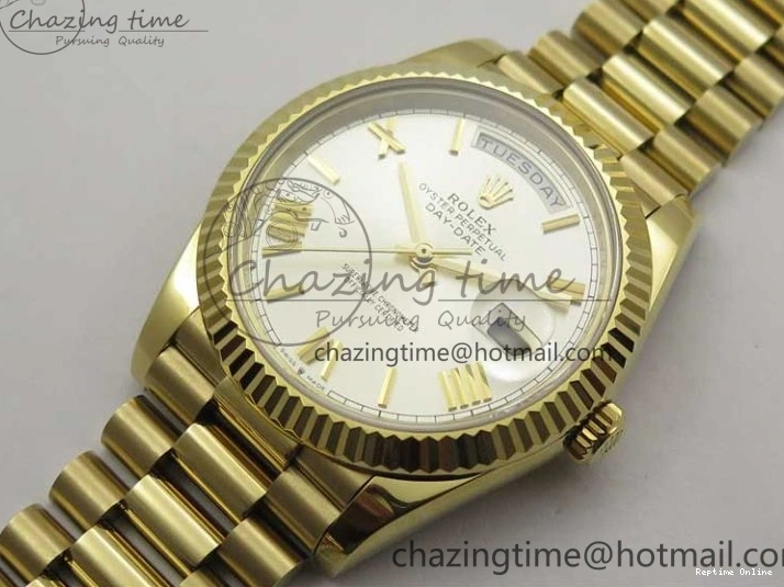 0116 Day-Date 40mm 228239 BP New Dial Version 904 YG Silver Roman Markers Dial on SS President Bracelet A Popular 2806